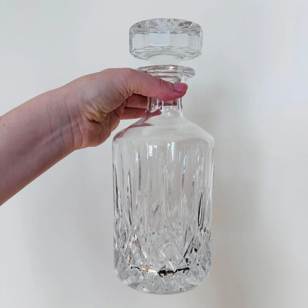 TOSCANY CRYSTAL Lillian Decanter, Whiskey Liquor Carafe Etched Glass Barware‎